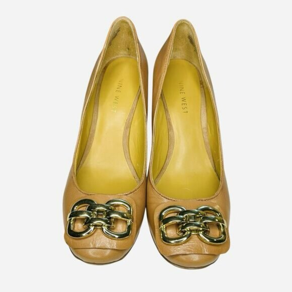 Nine West Stacked Wedge Heel Leather Pumps Camel Tan Gold Tone Hardware Size 6M - Picture 4 of 15